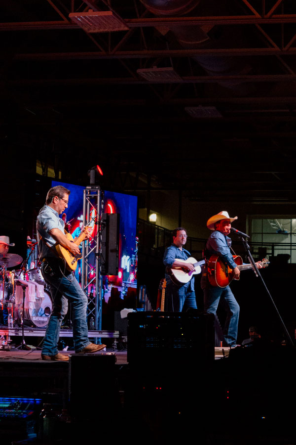 Clay Walker and band. 
By Erica Kingston

